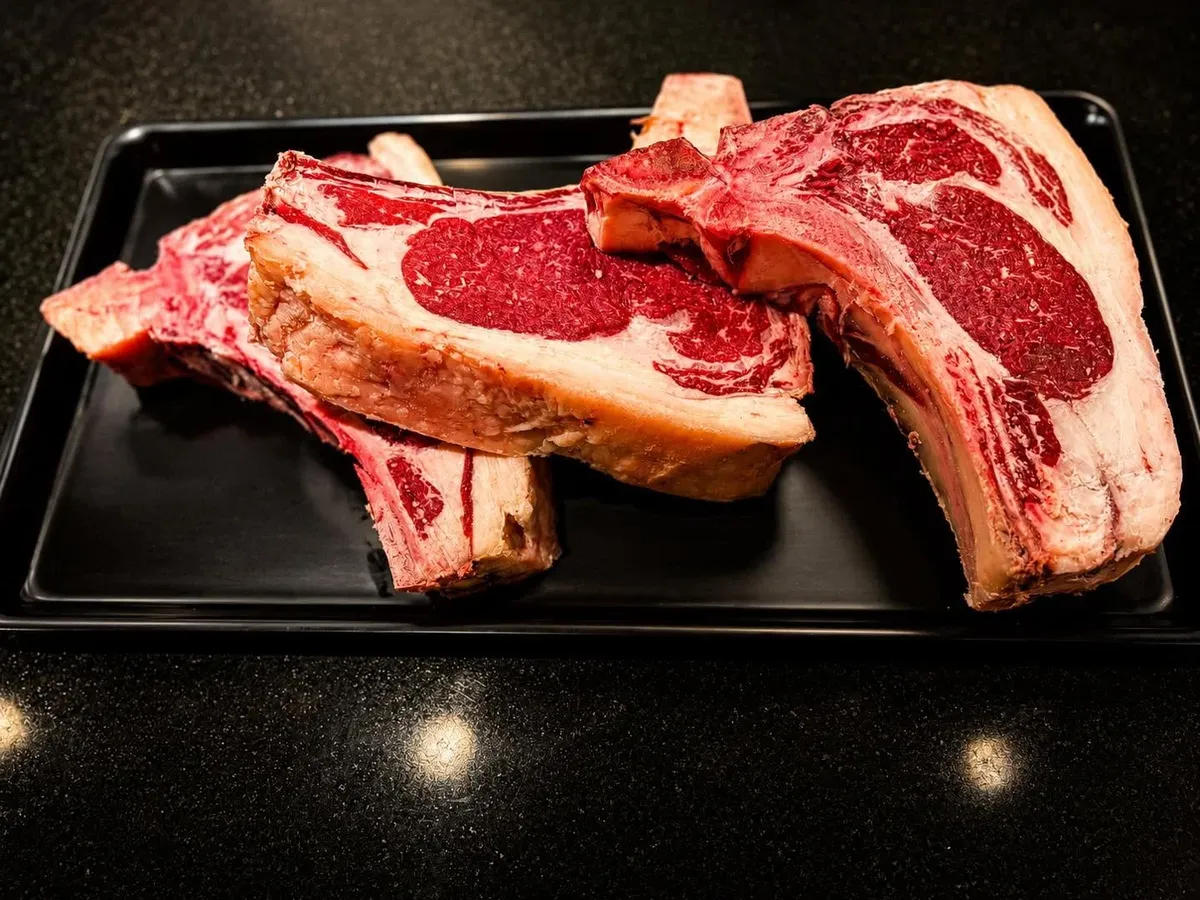 Côte à l'os maturée